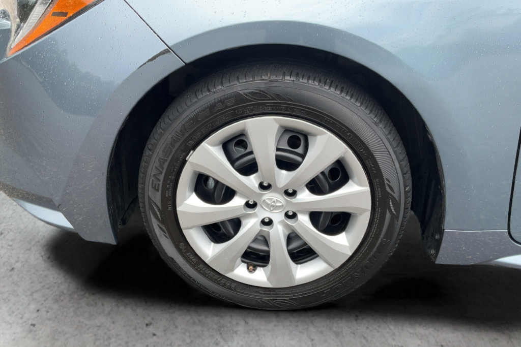Used 2024 Toyota Corolla LE FWD image 23