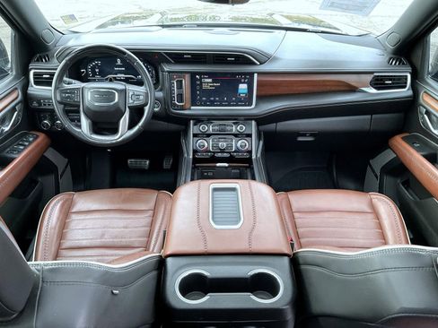 Certified 2023 GMC Yukon Denali Ultimate image 10