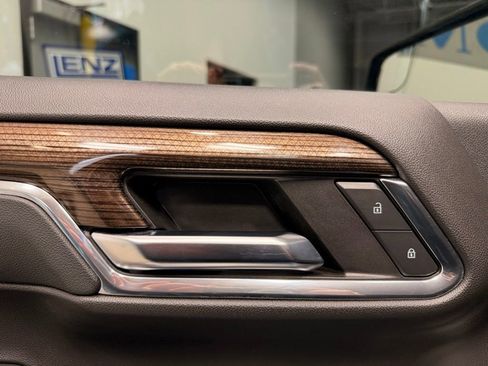 Used 2024 Chevrolet Silverado 1500 RST w/ Z71 Off-Road Package image 30