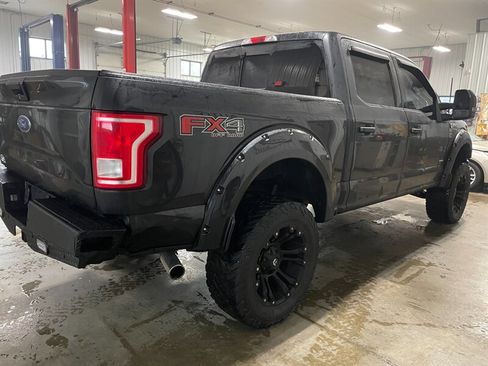 Used 2015 Ford F150 XLT w/ Equipment Group 302A Luxury image 6