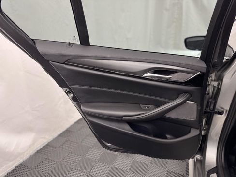 Used 2021 BMW M5 image 27