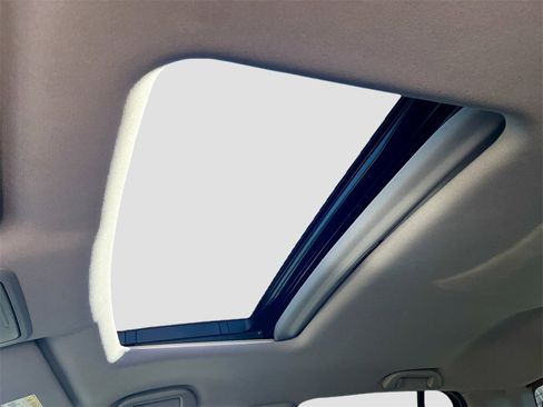 Used 2022 Honda Ridgeline RTL-E image 22