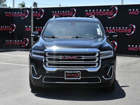 Used 2023 GMC Acadia SLT AWD/4WD image 2