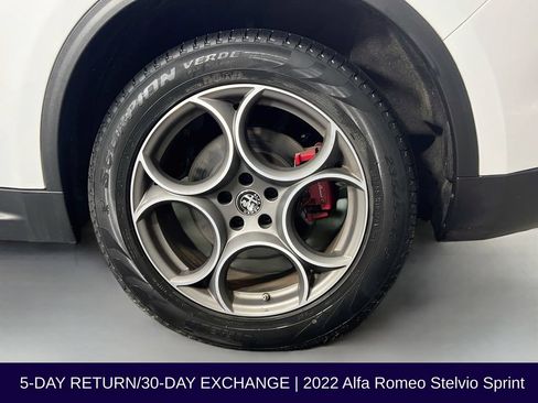 Used 2022 Alfa Romeo Stelvio Sprint AWD/4WD image 36