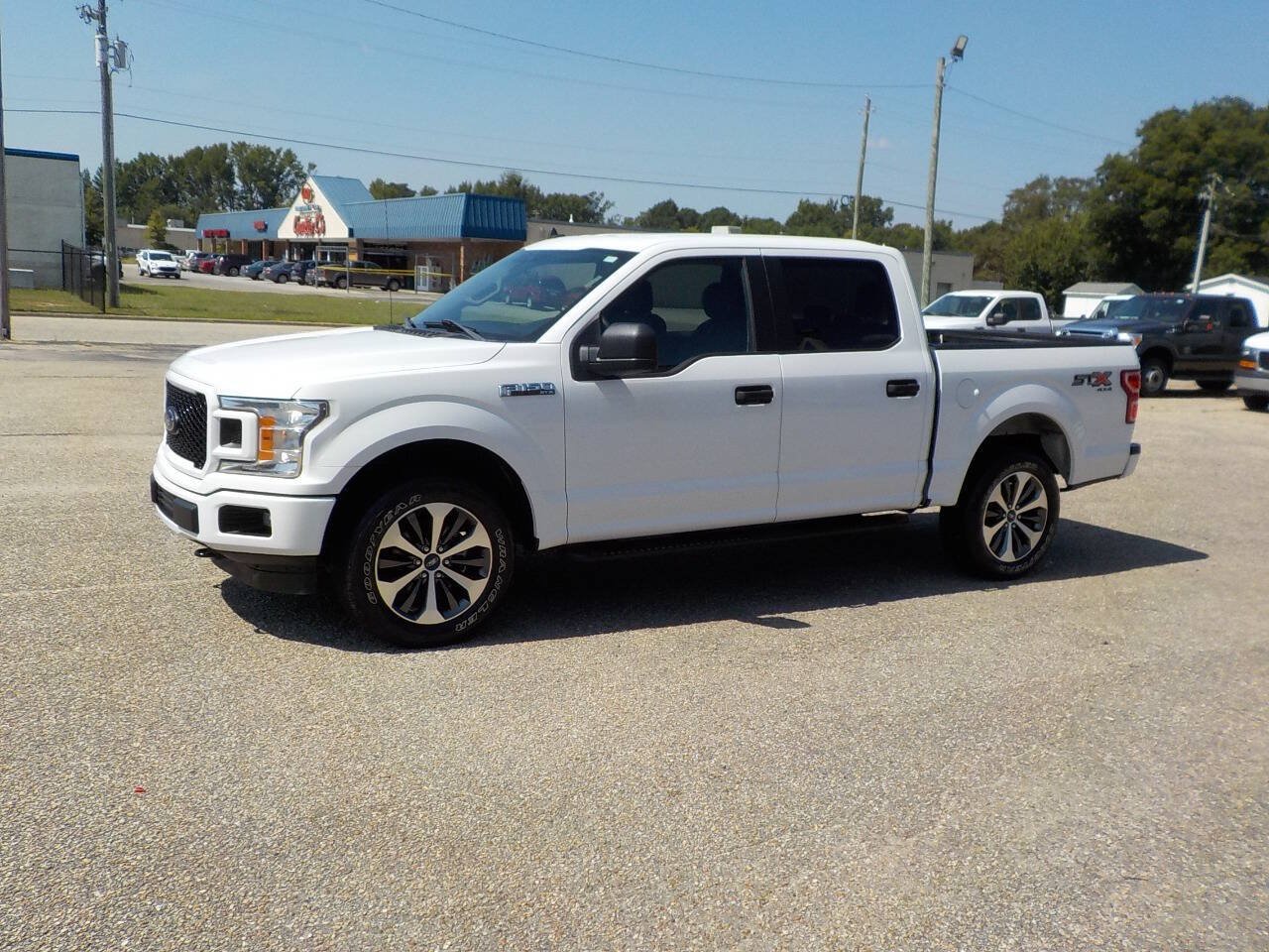 Used 2020 Ford F150 XL w/ Equipment Group 101A Mid AWD/4WD image 1