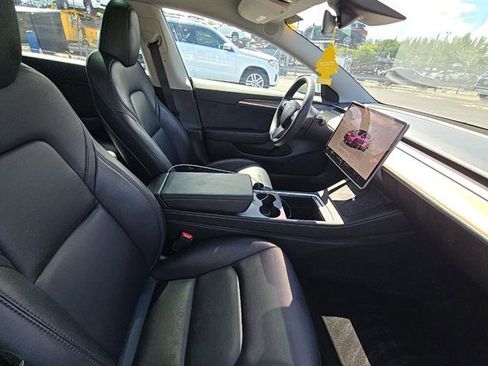 Used 2023 Tesla Model 3 Standard Range RWD image 5