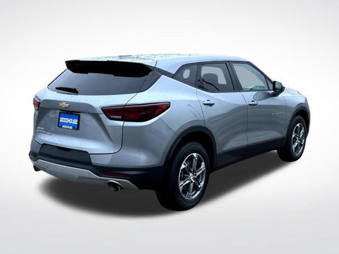 Certified 2025 Chevrolet Blazer LT AWD/4WD image 6