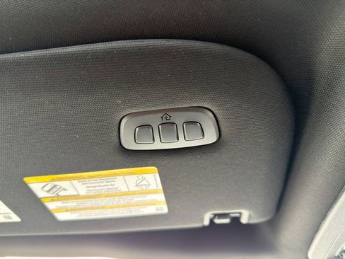 Used 2024 Ford F150 Lariat w/ Equipment Group 502A High image 43