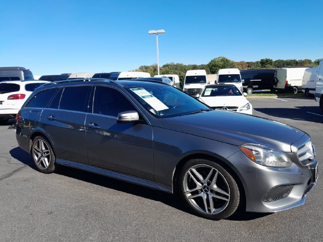 Used 2016 Mercedes-Benz E 350 4MATIC Wagon image 1