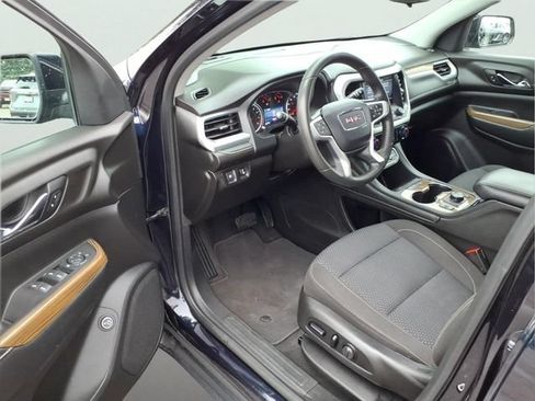 Used 2021 GMC Acadia SLE w/ Driver Convenience Package AWD/4WD image 10