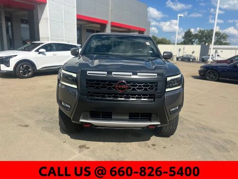 Used 2026 Nissan Frontier PRO-4X AWD/4WD image 3