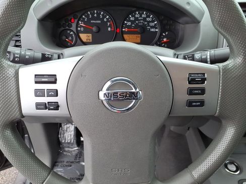 Certified 2021 Nissan Frontier SV w/ Midnight Edition Floor Mats AWD/4WD image 27