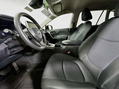 Used 2025 Toyota RAV4 LE AWD/4WD image 20