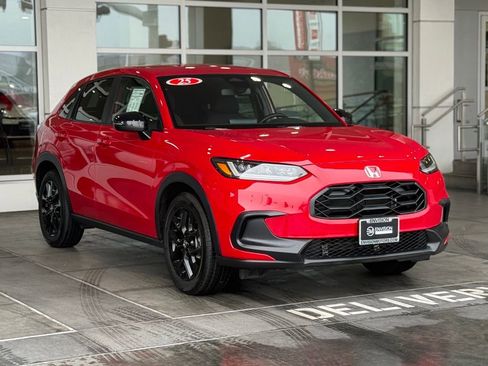 Used 2025 Honda HR-V Sport image 6