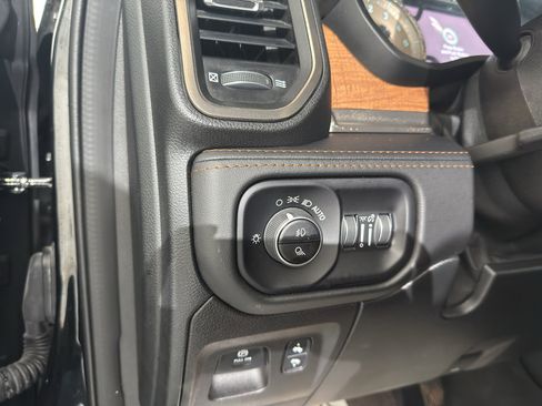 Used 2021 RAM 1500 Limited image 31