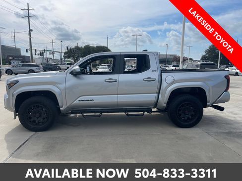 Certified 2026 Toyota Tacoma SR5 AWD/4WD image 2