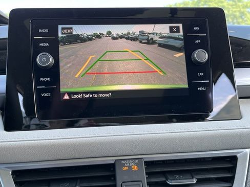 New 2026 Volkswagen Taos SEL AWD/4WD image 26
