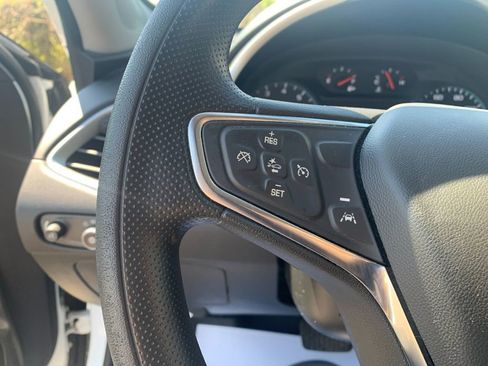 Used 2024 Chevrolet Malibu LT FWD image 27