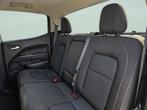 Used 2019 Chevrolet Colorado LT image 23