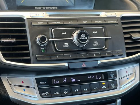 Used 2015 Honda Civic SE image 20