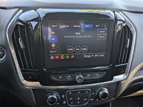 Certified 2023 Chevrolet Traverse RS image 15