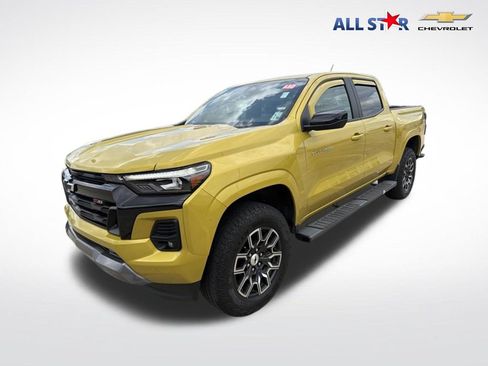 Used 2023 Chevrolet Colorado Z71 AWD/4WD image 1