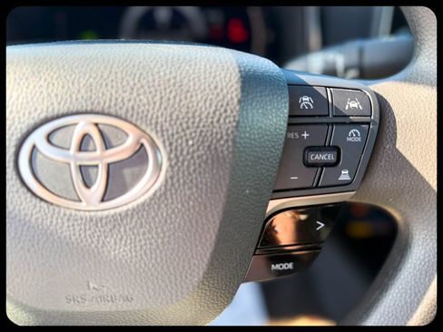 Used 2025 Toyota Camry LE w/ Convenience Package FWD image 24