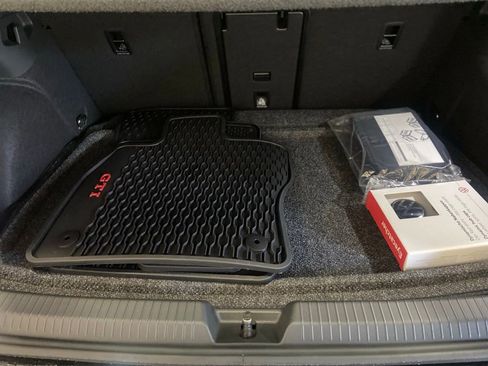 New 2026 Volkswagen GTI SE image 6