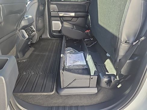 Used 2025 Ford F350 Platinum image 44