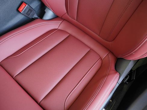 New 2026 BMW 330i 330i w/ M Sport Package image 12