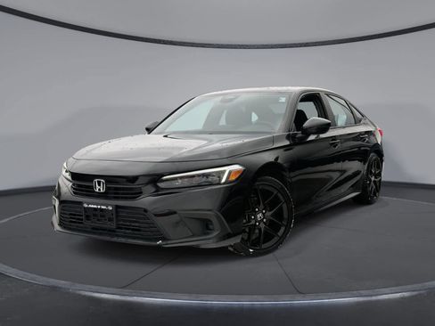 Used 2024 Honda Civic Sport image 1