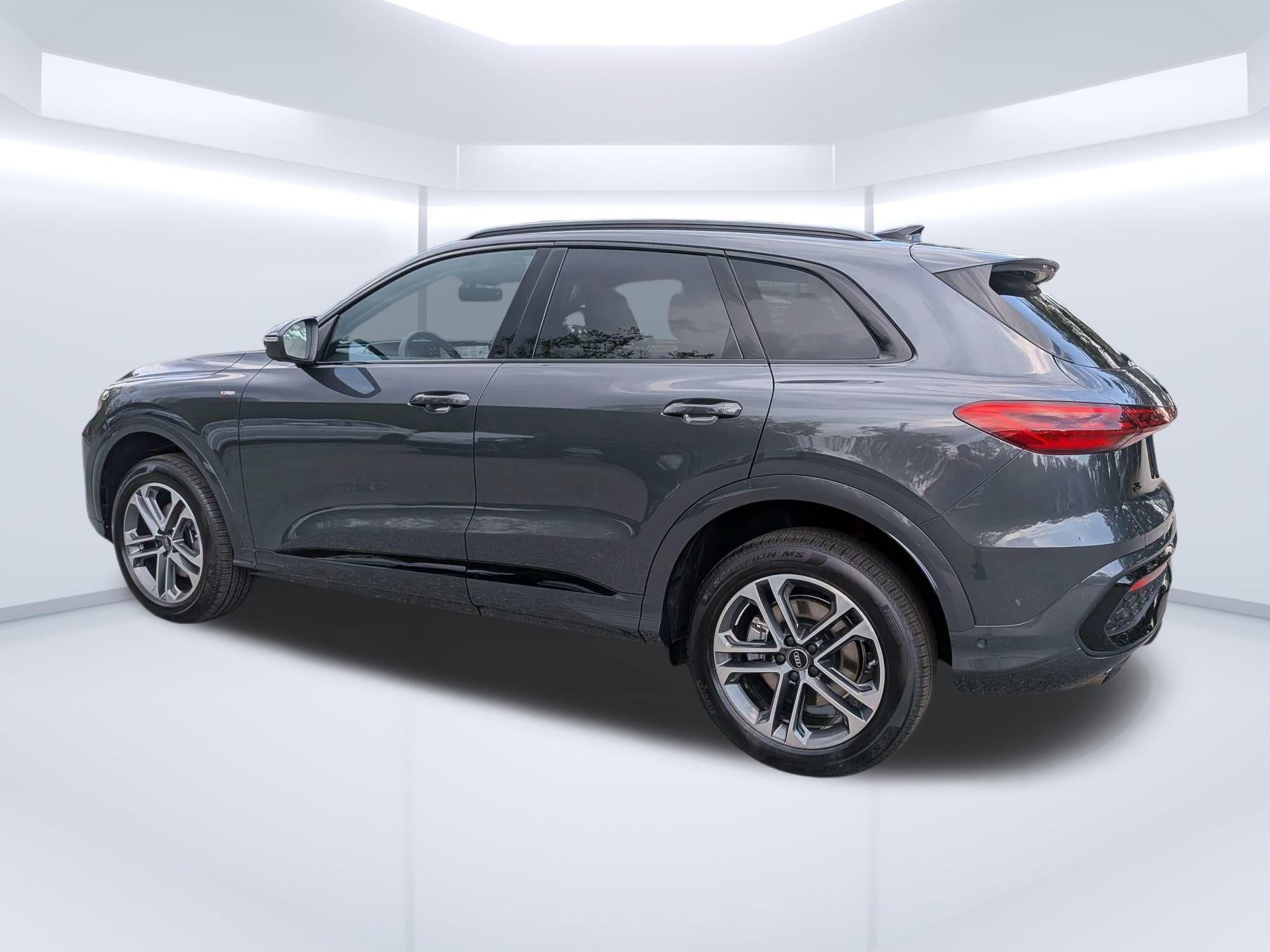 New 2026 Audi Q5 2.0T AWD/4WD image 5