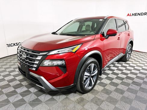 Used 2025 Nissan Rogue SL image 7