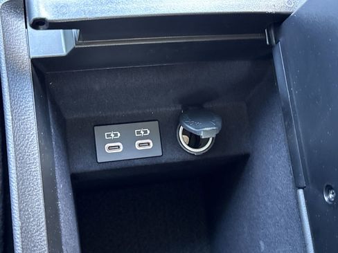 Used 2025 Lexus ES 350 w/ Premium Package image 32