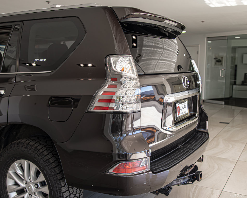 Used 2018 Lexus GX 460 Premium w/ Premium Package AWD/4WD image 14