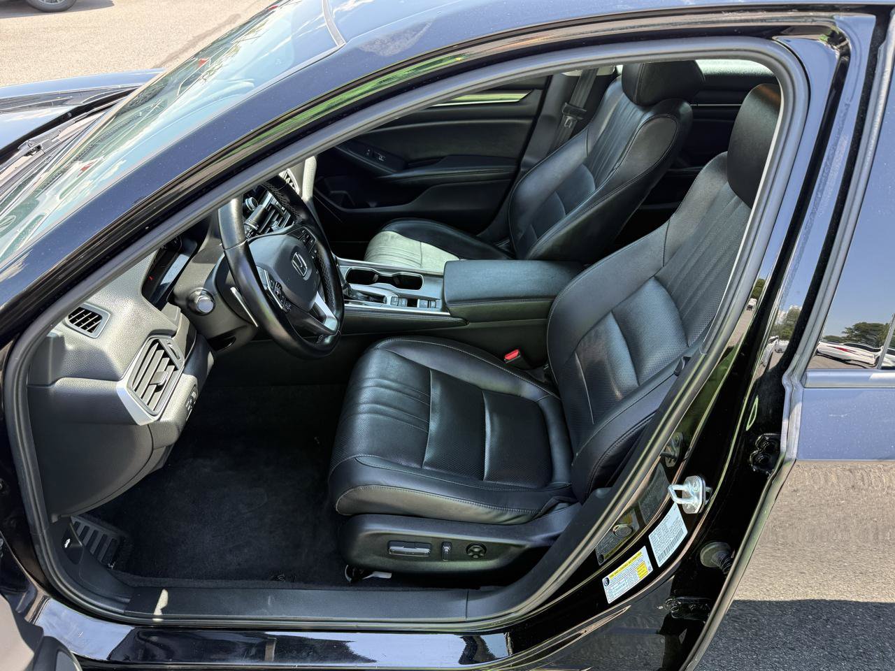 Used 2022 Honda Accord Sport Special Edition image 11