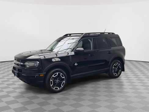 Used 2024 Ford Bronco Sport Outer Banks w/ Tech Package image 36