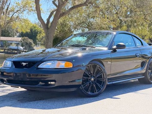 Used 1998 Ford Mustang GT RWD image 5