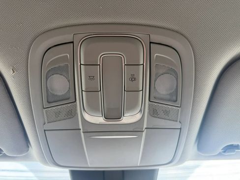 Used 2019 Hyundai Santa Fe SE AWD/4WD image 23
