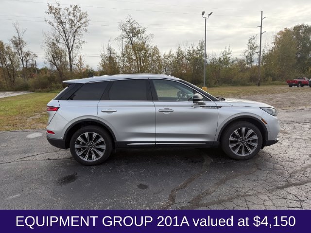 Used 2020 Lincoln Corsair Reserve w/ Equipment Group 201A AWD/4WD image 9