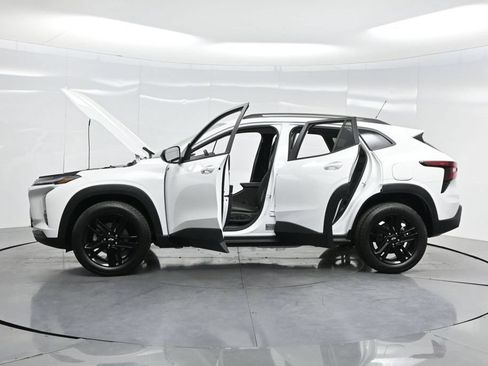 Used 2026 Chevrolet Trax ACTIV FWD image 55