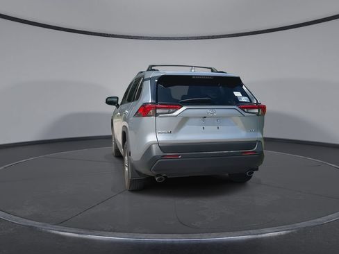 Certified 2025 Toyota RAV4 XLE FWD image 7