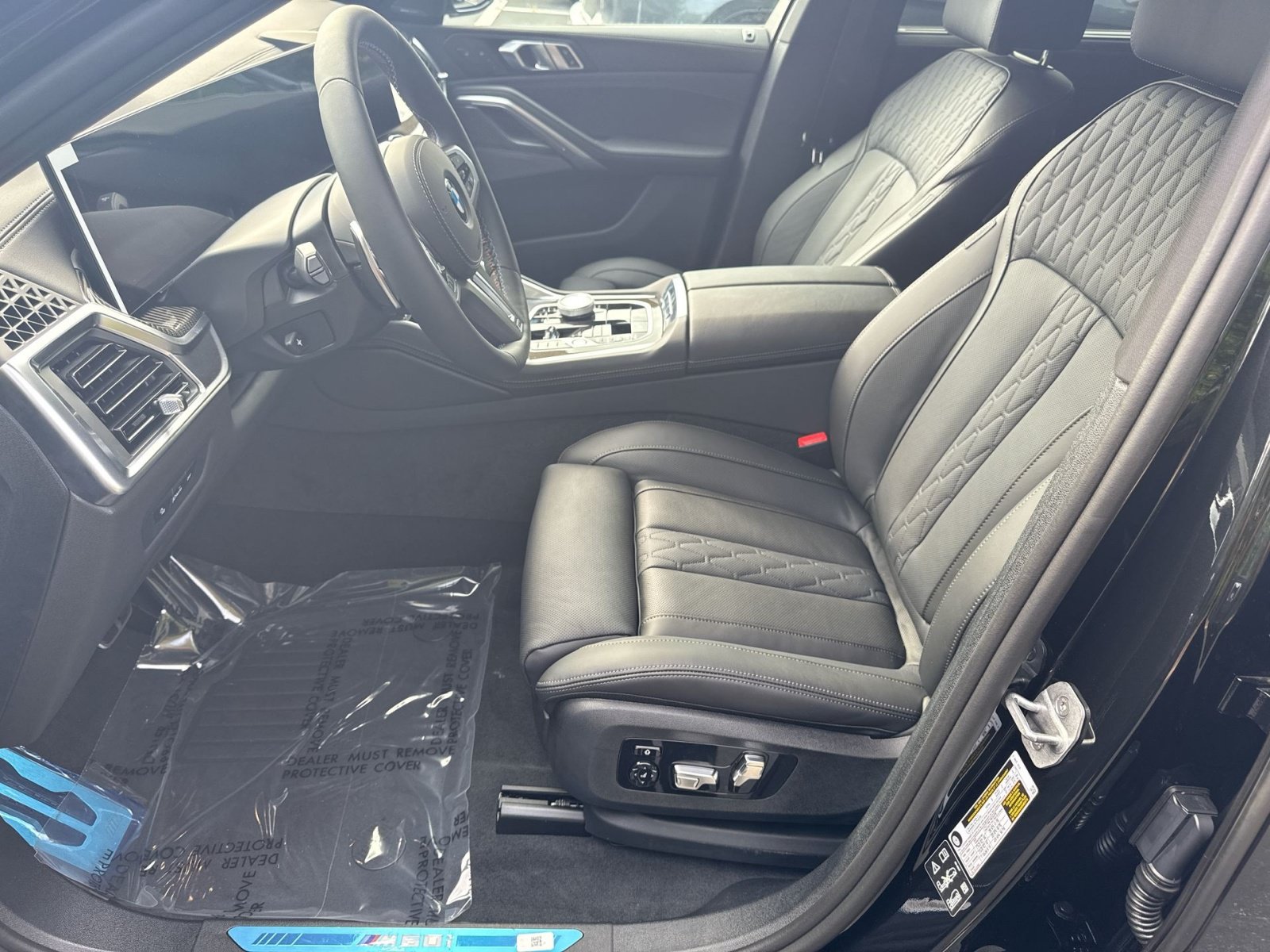 New 2027 BMW X6 M60i AWD/4WD image 10