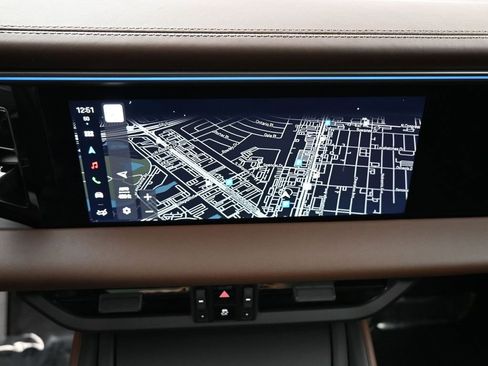 Used 2025 Porsche Macan 4 Electric image 19