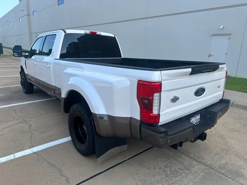 Used 2017 Ford F350 King Ranch w/ King Ranch Ultimate Package RWD image 12