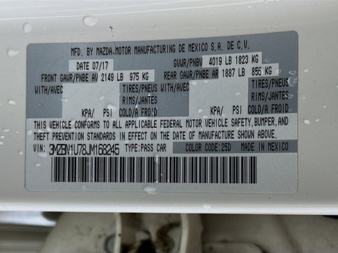 Used 2018 MAZDA MAZDA3 Sport image 12