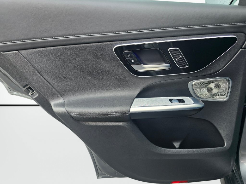 Used 2023 Mercedes-Benz GLC 300 4MATIC w/ Exclusive Trim Package image 20
