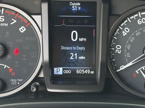 Used 2023 Toyota Tacoma TRD Sport w/ Technology Package AWD/4WD image 37