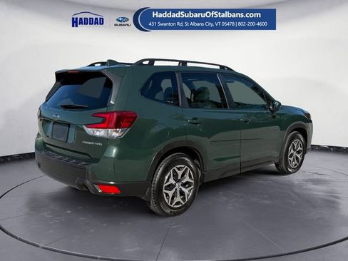 Certified 2023 Subaru Forester Premium AWD/4WD image 5