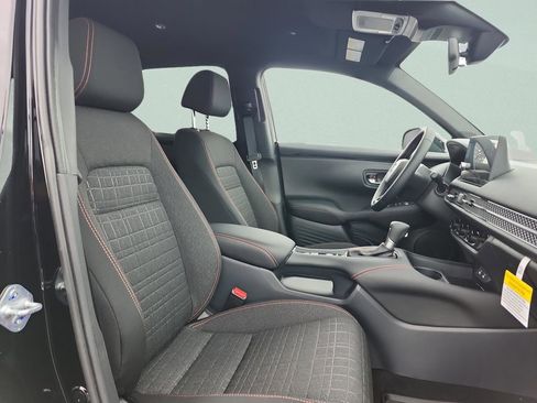 New 2026 Honda HR-V Sport image 17